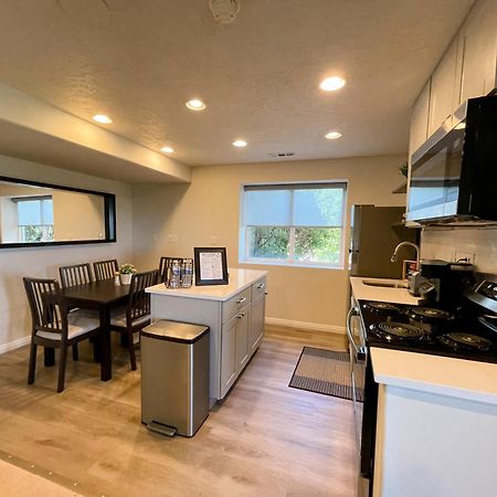 City View Retreat 2 Bedroom 1 B Draper Exterior photo