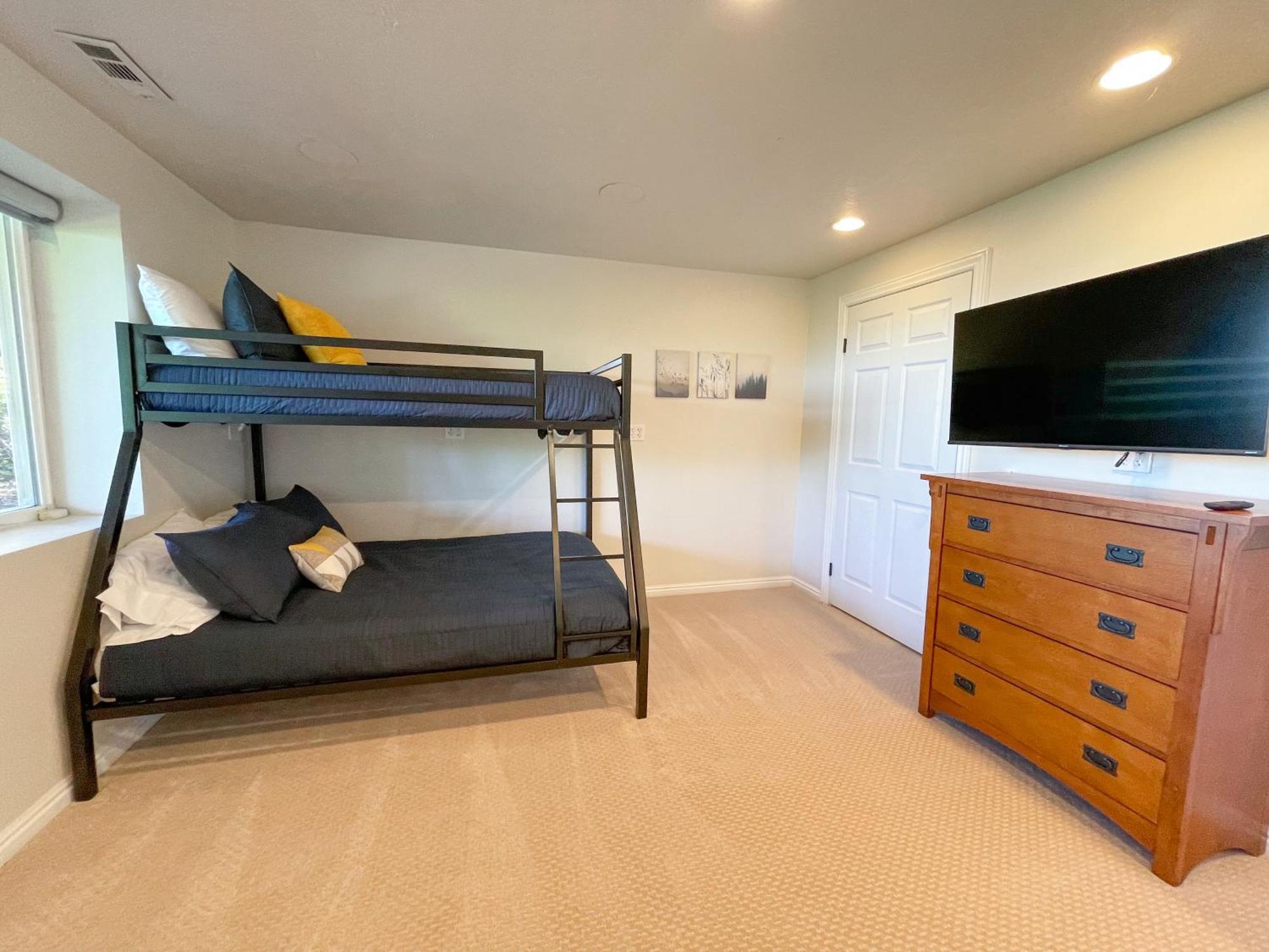 City View Retreat 2 Bedroom 1 B Draper Exterior photo