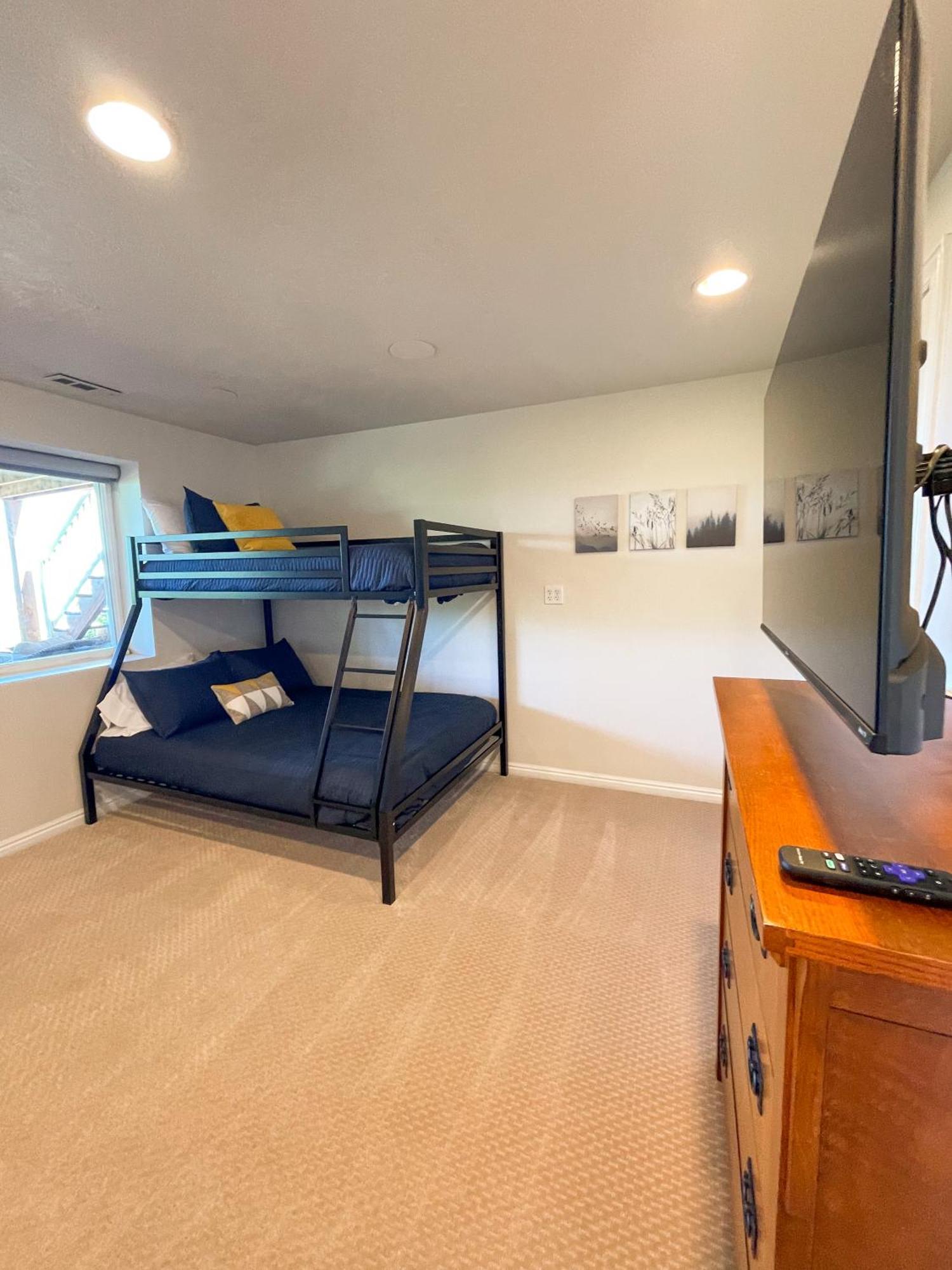 City View Retreat 2 Bedroom 1 B Draper Exterior photo